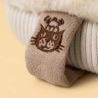 Jellycat Amuseables Fitswell Mitten - image 5