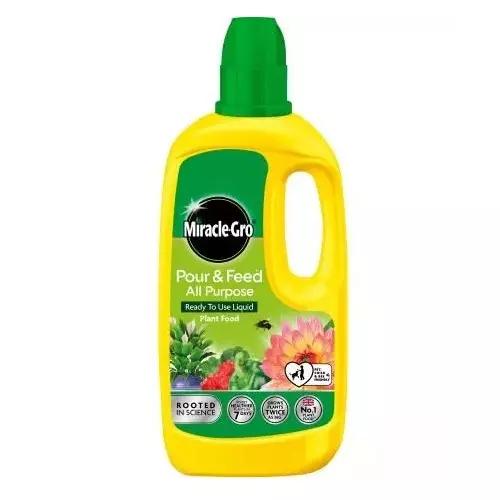 Miracle Gro Pour and Feed 1ltr Groves Nurseries & Garden Centre