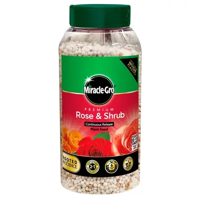 Miracle-Gro Rose & Shrub Continuous Release Food 900g - image 1