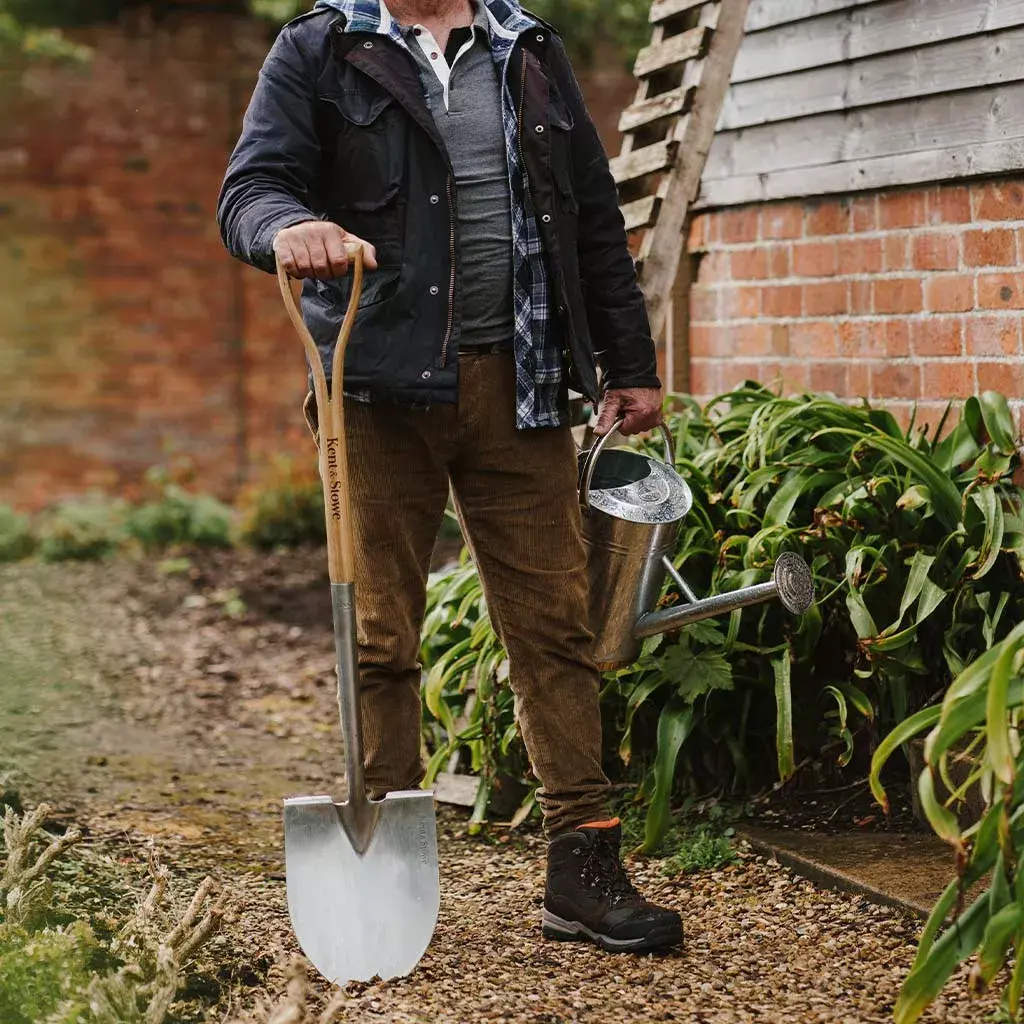 Stainless steel pointed on sale spade