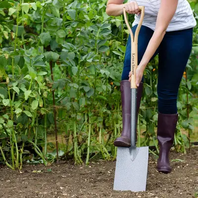 Kent & Stowe Carbon Steel Digging Spade - image 3