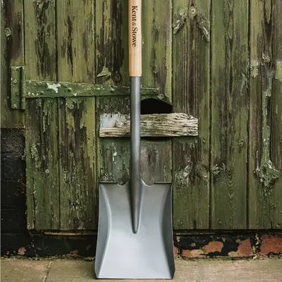 Kent & Stowe Carbon Steel Square Mouth Shovel - image 2