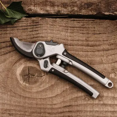 Kent & Stowe Eversharp Bypass Secateurs - image 4