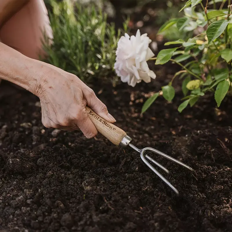 Kent & Stowe Garden Life Compact Stainless Steel Hand 3 Prong Cultivator - image 2