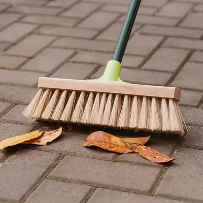 Gardman Soft Garden Broom - image 4