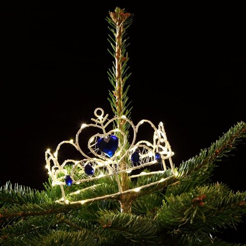 Noma 70 Warm White Queens Crown