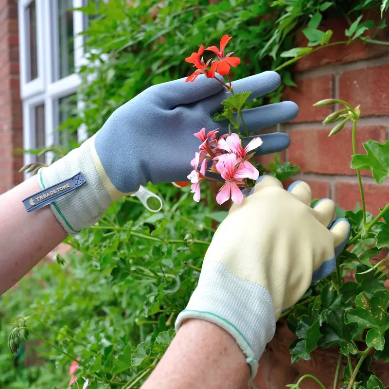 Treadstone Watertight Gardening Gloves Blue & Cream Medium - image 5
