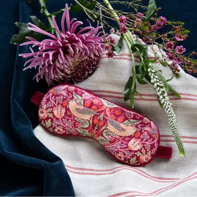 Heathcote & Ivory William Morris Strawberry Thief Dried Lavender Sleep Mask - image 2