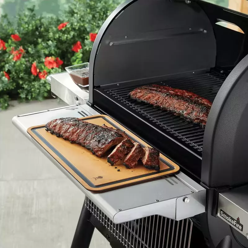 Weber Cutting Board - image 4