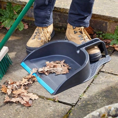 Smart Useful Yard Step-On Dustpan - image 1