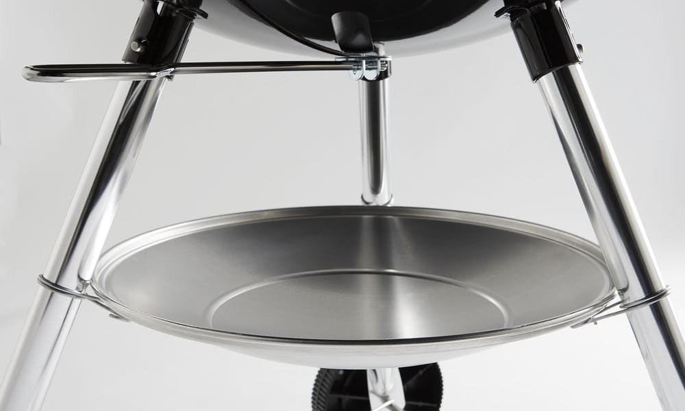 Removable, aluminium ash catcher