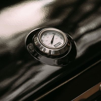 Built-in lid thermometer