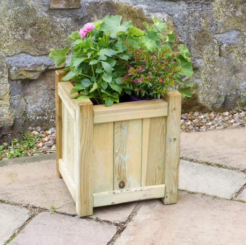 Holywell planter small