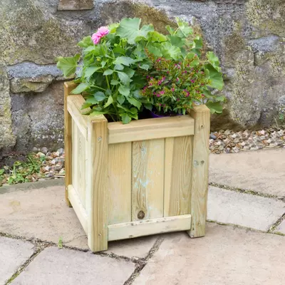 Holywell planter small